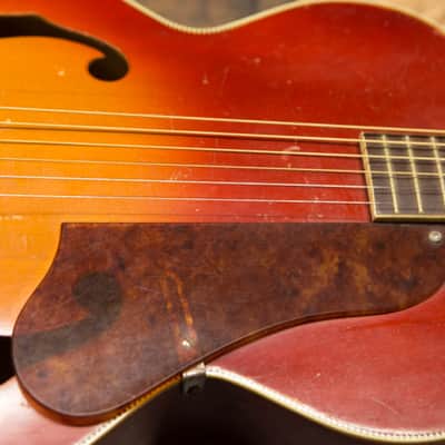 Kay K39 1947-1951 - sunburst archtop solid carved image 4