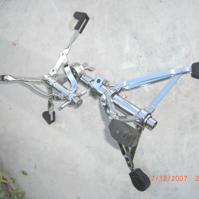 Gibralter swivel ball heavy duty double braced Snare Stand (Low Boy) Chrome image 4