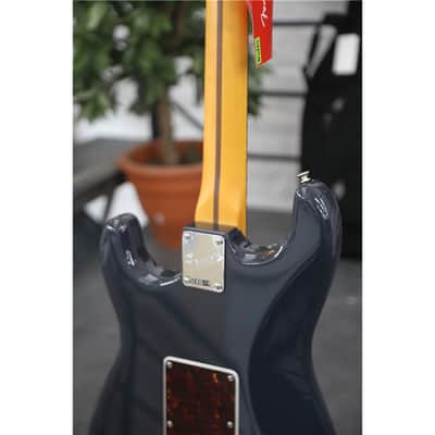 FENDER American Professional Classic Stratocaster Faded Black image 9
