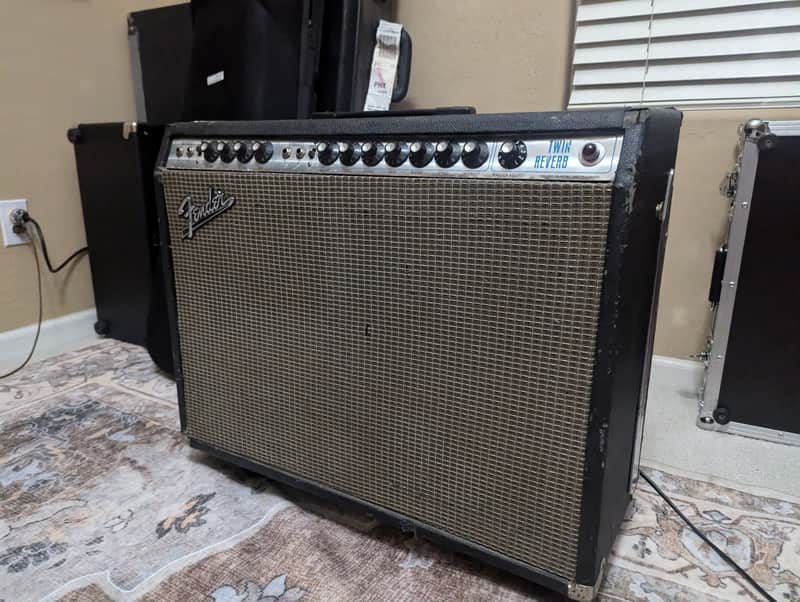 Fender Twin Reverb 2-Channel 100-Watt 2x12" Guitar Combo 1972 - 1976 - Silverface image 1
