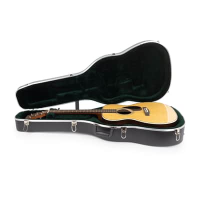 Martin OM-28 Standard Series Acoustic Guitar - Natural image 10
