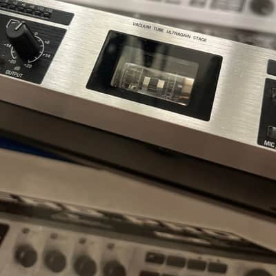 Behringer Ultragain Pro MIC2200 Vacuum Tube Mic Line Preamp 2009 - Present - Standard image 3