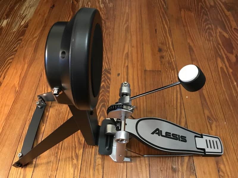 Alesis Kick Drum Pad & Pedal (Used) Nitro Max 6" E-Drums Electronic image 1