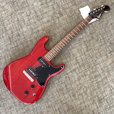 Squier Paranormal Strat-O-Sonic in Crimson Red Transparent image 2