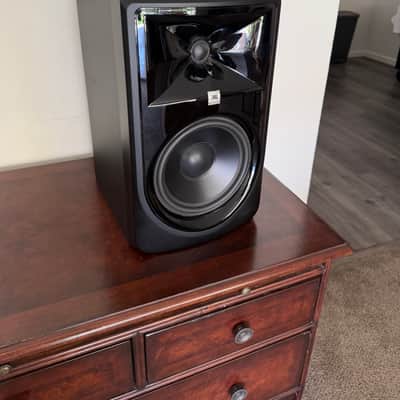 JBL 308P MkII 2-Way 8" Active Nearfield Studio Monitor (Single) 2010s - Black image 1