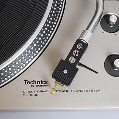 Technics SL-1300 Direct Drive Automatic Player System Turntable 1974 - 1978 - Silver image 5