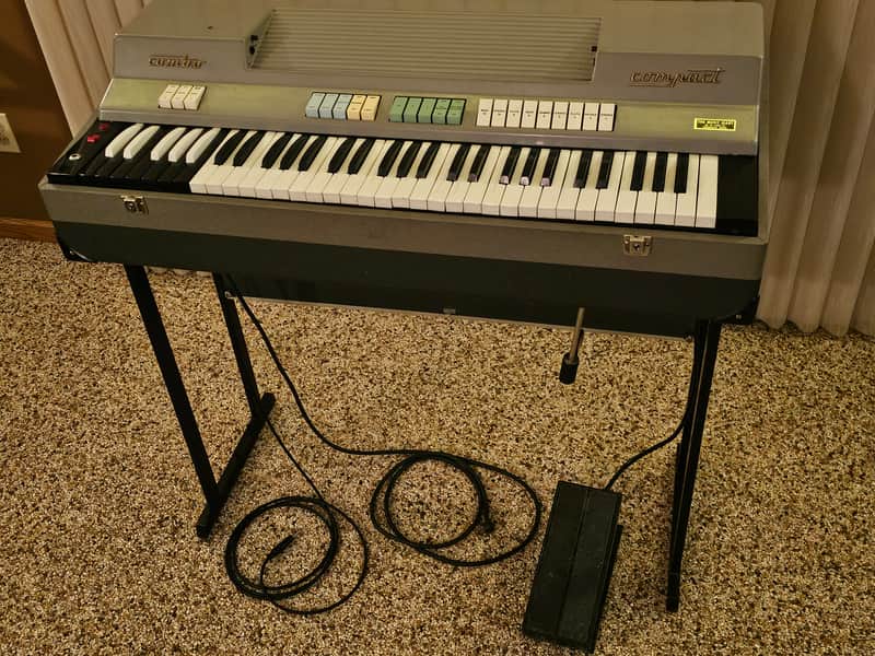 Farfisa Combo Compact 61-Key Organ 1964 - 1968 - Gray with Black-White / White-Black Keys image 1