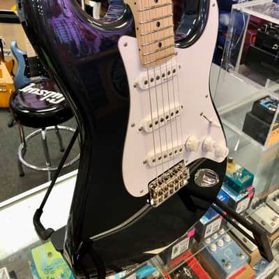 Fender Custom Shop Eric Clapton Signature Stratocaster, Maple Fingerboard, Mercedes Blue with Tweed Case image 8