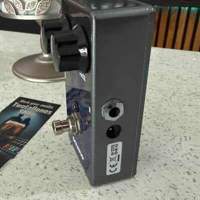 Dunlop JHM6 Jimi Hendrix Octavio Effects Pedal image 4