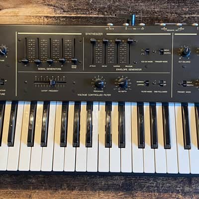 【値下げしました！】KORG delta DL-50 デルタ 37鍵 ケース付き Korg Delta DL-50 Analog semi-poly synth/string keyboard | eBay