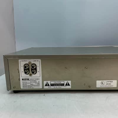 TEAC V-518X Stereo Cassette Deck TESTED FOR PARTS/REPAIR ONLY POWERS ON image 7