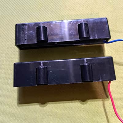 Rogue Series III 5-String Bass pickups image 2