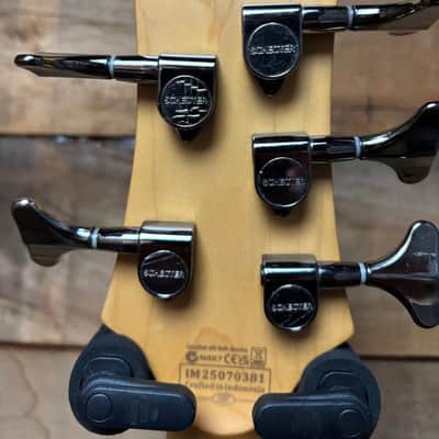 Schecter Stiletto Extreme 5 Bass Black Cherry image 8