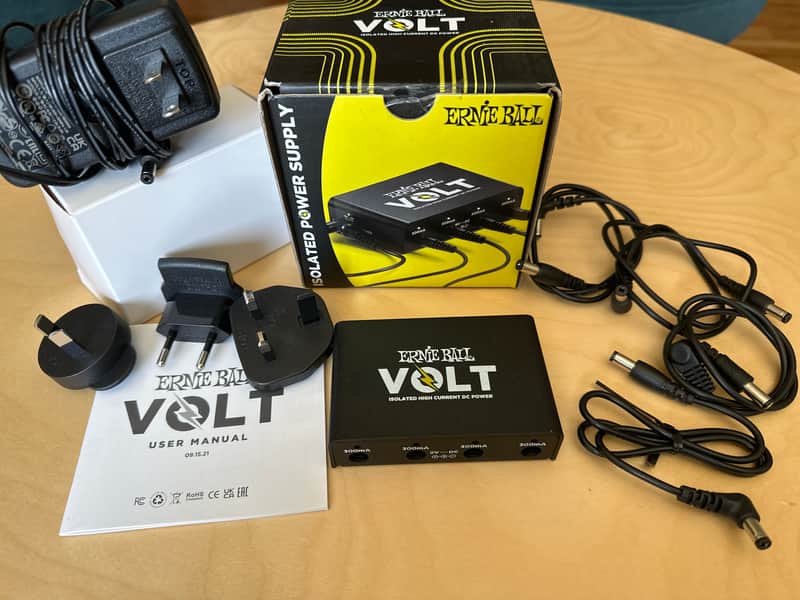 Ernie Ball Volt Power Supply 2021 - Black image 1
