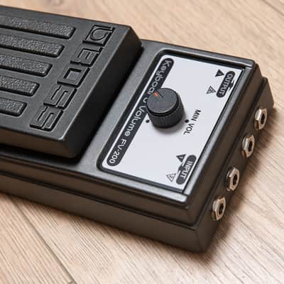 Boss FV-200 - MINT - Keyboard Stereo Volume Pedal image 3