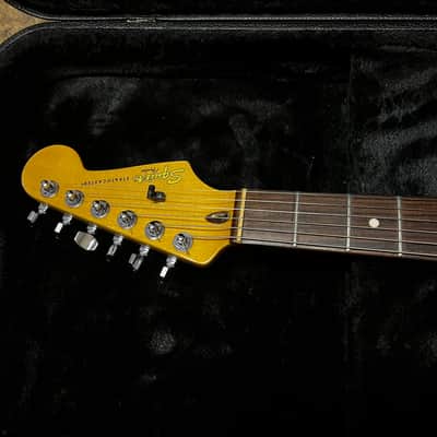 Customized Squier Classic Vibe '60s Stratocaster 2019 - Present - 3-Color Sunburst - S1 Switch, Fender Noiseless Pickups, Locking Tuners image 4