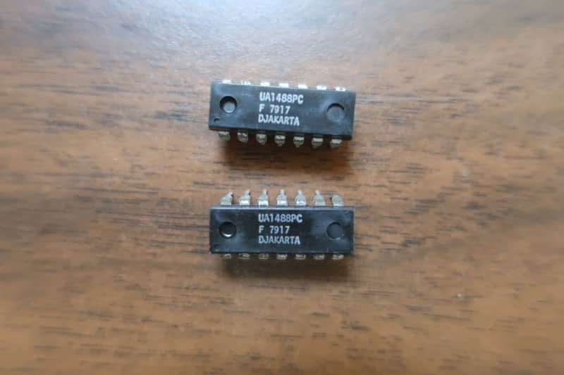 2 Vintage LM1488N Quad RS232 Line Driver Logic I.C.s Chips Fits Legacy Samplers and Workstations Computer-to-Synth MIDI Interfaces E-mu Emulator Akai S900 Roland S Kurzweil K2000 Fairlight CMI image 1