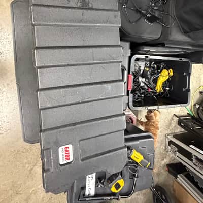 Gator G-PRO-4U-13 13" Deep 4U Molded Rack Case 2020s - Black image 3