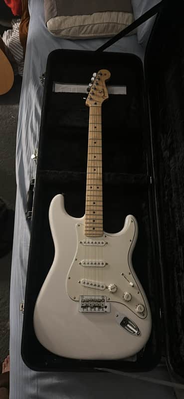 Fender Player Stratocaster - Gloss Polyester