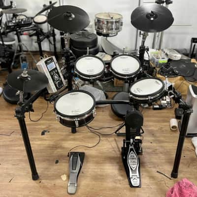 ROLAND TD9KX Used In Mint Condition