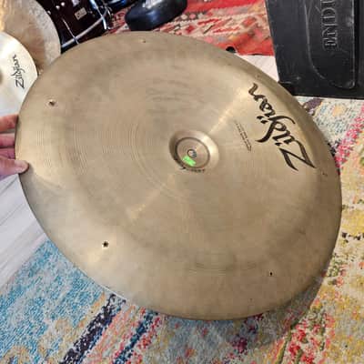 Zildjian 20" China Boy Low w/ 6 Rivets 1805g image 4