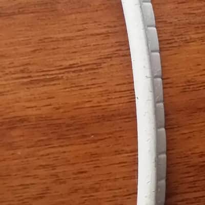 White Piping/Trim For Amp or Speaker Cabinet / 15 Feet image 3