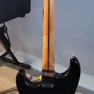 Fender Stratocaster 1998 - Black New Pickups and push-pull image 5