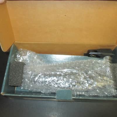 Series 10 New'Old Stock' Microphone OM1040LC In Box With Adaptor Circa 1990 image 2