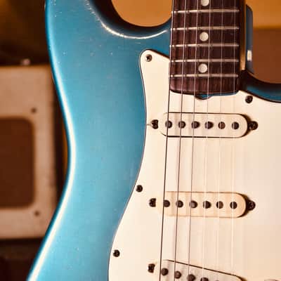 Fender Stratocaster 1965 - Lake Placid Blue image 14