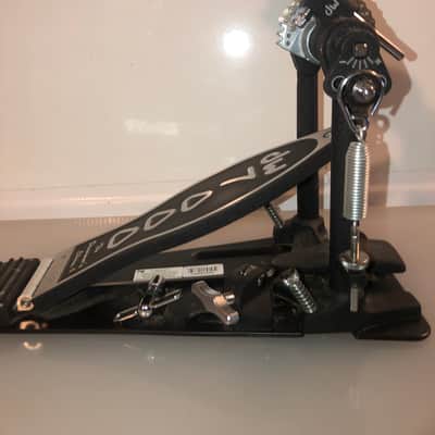 DW 7000 - Black and silver Bass Pedal image 3
