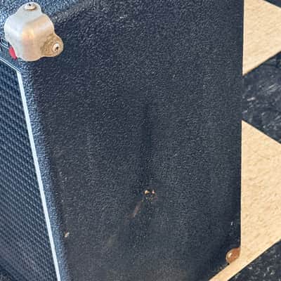Immagine Peavey TKO 80 Bass Amp  1980s - 4