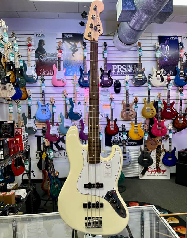Fender Standard Jazz Bass, Laurel Fingerboard, White Pickguard, Olympic White image 1