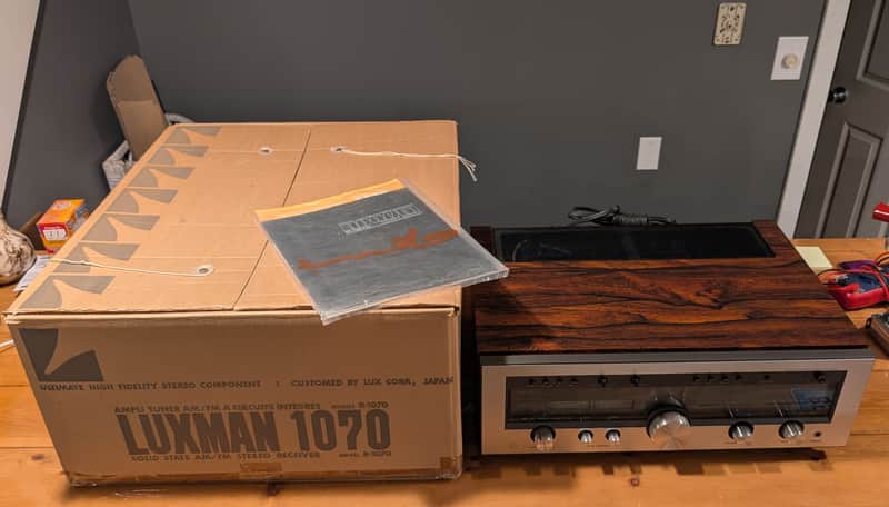 Luxman R-1070