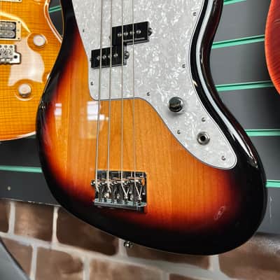 Fender Ltd Edition Mark Hoppus Jaguar Bass 3-Color Sunburst 2025 Electric Bass image 5