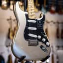 Fender 75th Anniversary stratocaster - Diamond w/Deluxe Gig Bag