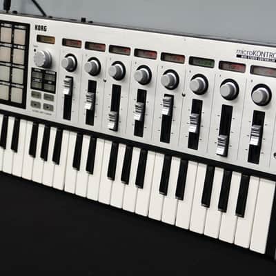 Korg MC-1 MicroKontrol USB MIDI Controller For Synths, Sound Modules & Software image 7