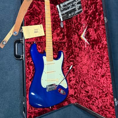 Fender Custom Shop Custom Deluxe Stratocaster | Reverb