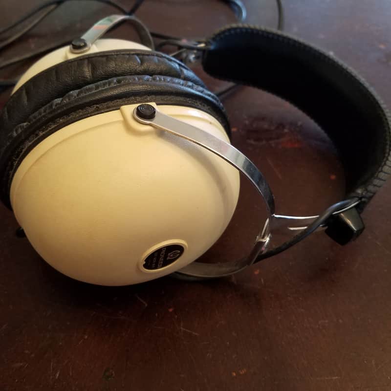 1970s Pioneer SE-20A 8 Ohm Japan Stereo Over Ear Headphones Wh…