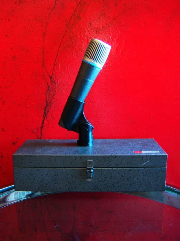 Vintage RARE 1980's Shure BETA 57 Supercardioid Dynamic Microphone Low Z w accessories SM57 Beta 57A 545 image 1