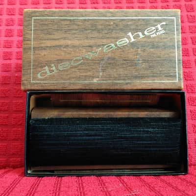 Discwasher D2 (Vintage) Record Cleaner image 10
