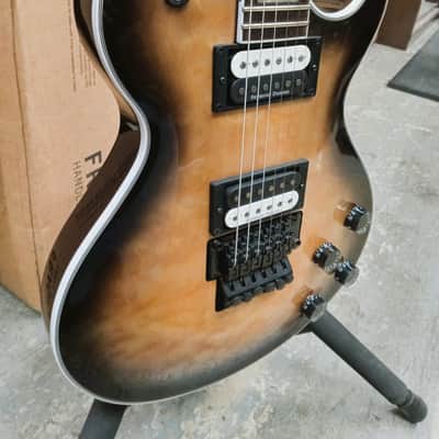 Dean Dean Thoroughbred Select Floyd Quilted Maple (2021) in Natural Black Burst On Sale 6/15-6/20! image 2