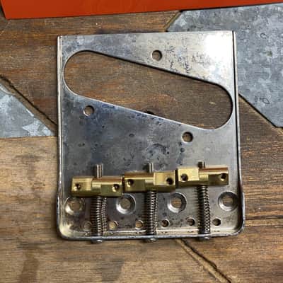 Real Life Relics Telecaster® Bridge Vintage Style 4 hole no walls scalloped W Wilkinson Compensated Brass Saddles   [B6]