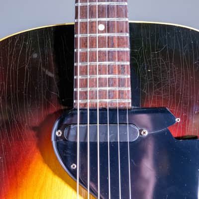 Gibson ES-120T 1963 - Three Tone Sunburst image 11