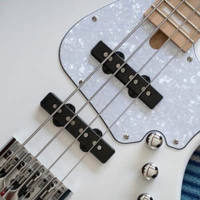 Cort Professional Standard Jazz Bass Guitar - Maple White image 3