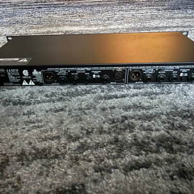 dbx 1066 Dual-Channel Compressor / Limiter / Gate 2010s - Black image 3