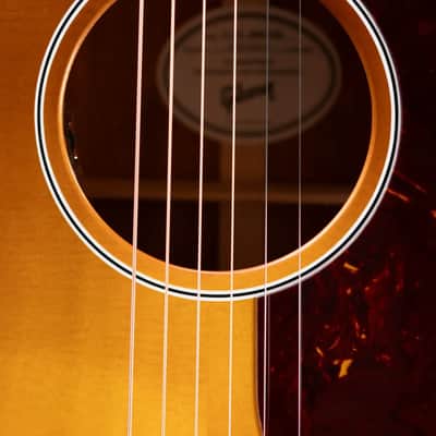 Gibson L-00 Special Parlor Acoustic/Electric Guitar - Honey Burst with Gig Bag image 11