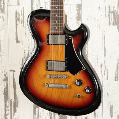 Novo Solus H2 - 3 Tone Burst, Light Aging image 2