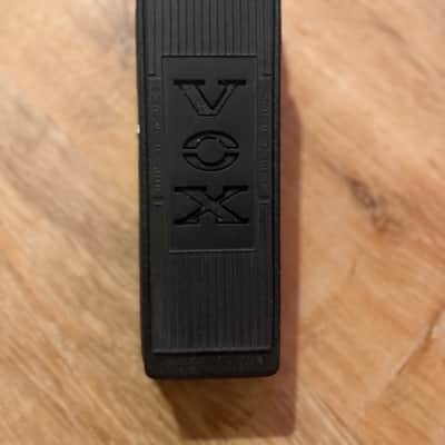Vox V845 Wah Pedal – Classic Wah Tone, Excellent Condition image 2