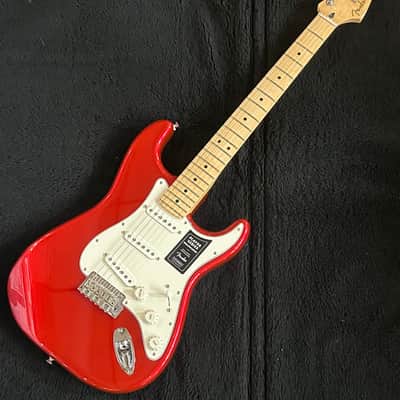 Fender Player Stratocaster - Candy Apple Red / 7lbs. 15.7oz. / #MX23058917 image 1
