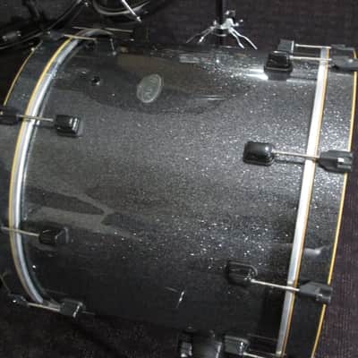 RMV. Drum Kit. In Titanium Silver Sparkle finish, Bapeva hard wood shells. image 4